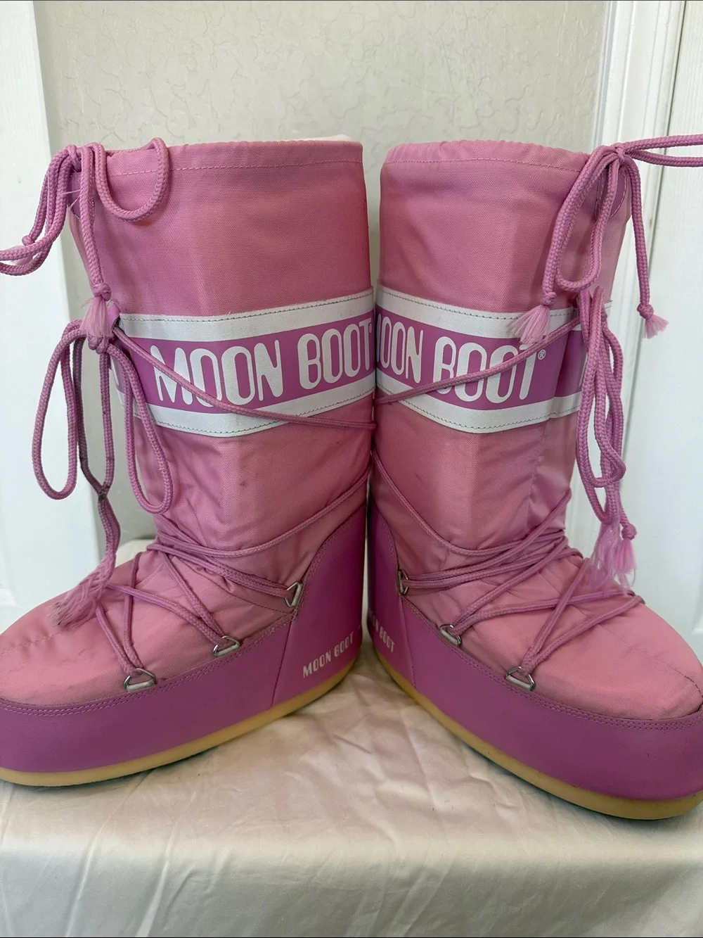 Moon Boot Pink Women's Winter Lace-Up Snow Boots